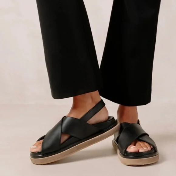 Alohas| Marshmallow Slingback Sandals - Picture 4 of 6